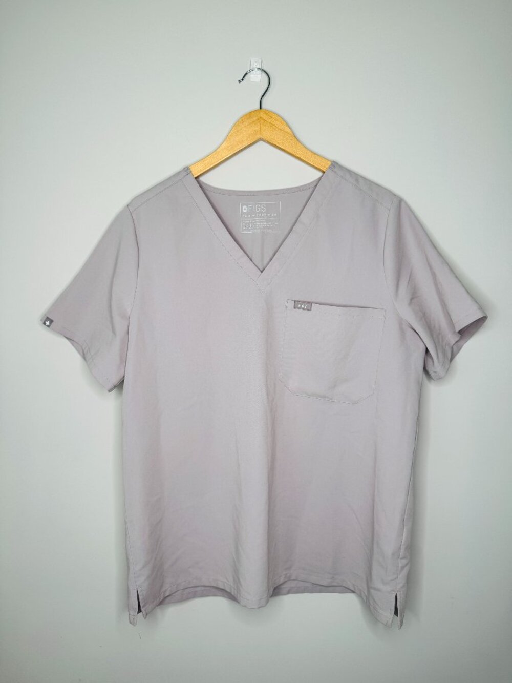 Figs Technical Collection Catarina Scrub Top XL Dove Grey Vneck Large Pocket FW1